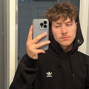 Meet your Posher, Ronnie